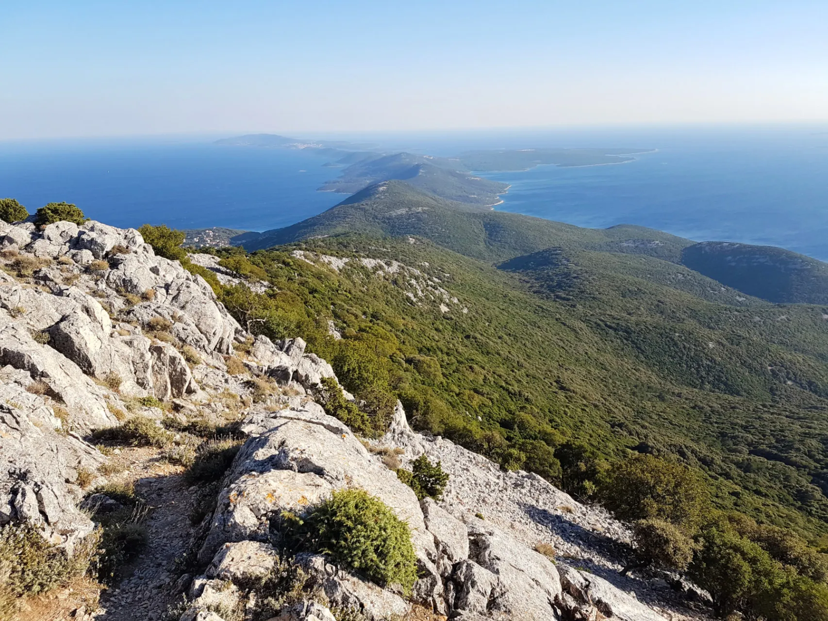 Turistika po značených stezkách ostrova